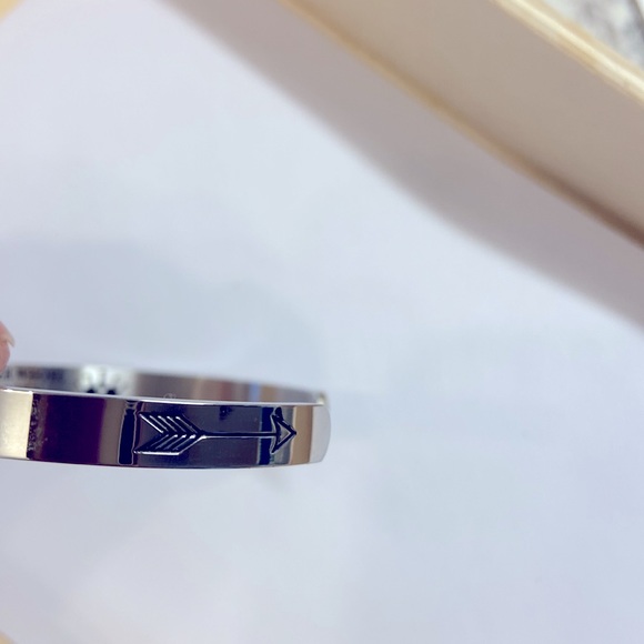 Cuff Bracelet - Picture 2 of 4